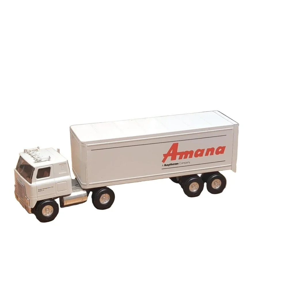Ertl Amana Refrigeration Semi Truck Diecast Pressed Steel Promotional Toy 2538